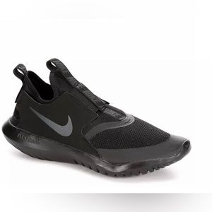 NIKE BOYS FLEX RUNNER SLIP ON SNEAKER - BLACK NEW (without box)
